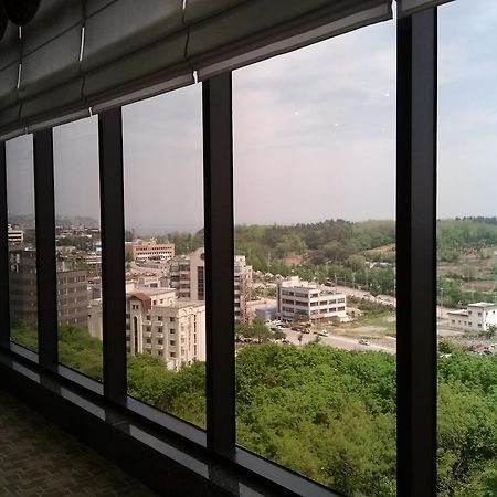Hyunjin Tourist Hotel Тонге Екстер'єр фото
